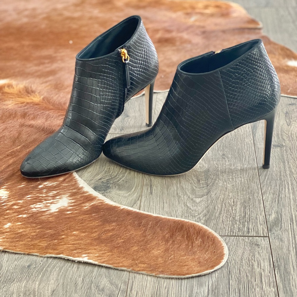 Giuseppe Zanotti NWT Booties 40